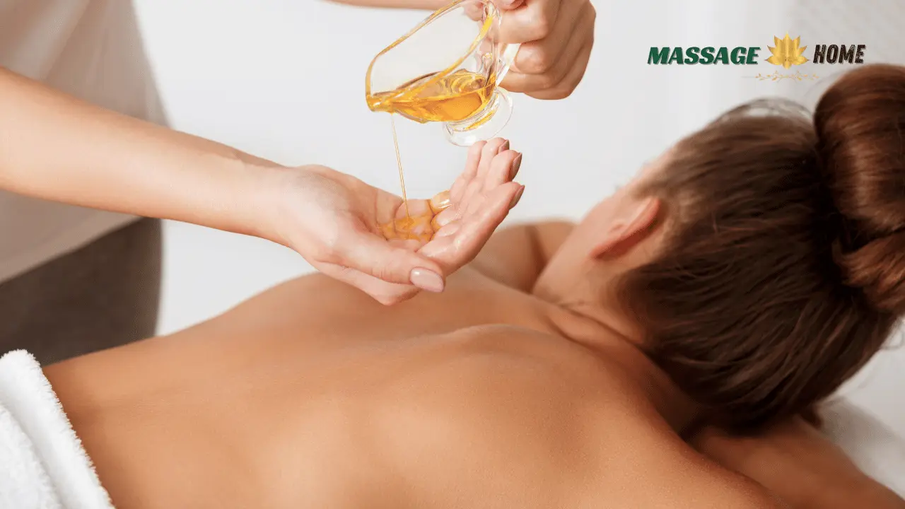 Aromatherapy còn được gọi là liệu pháp massage tinh dầu thơm