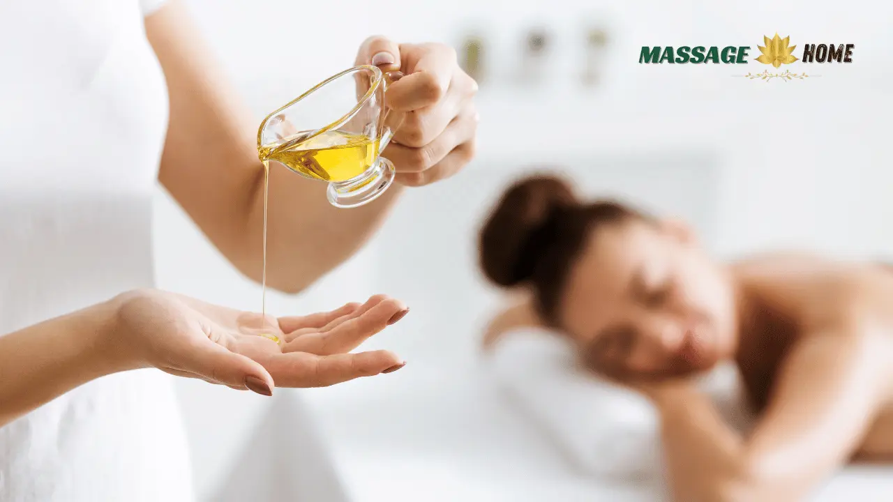 Massage tinh dầu giúp thư giãn cơ bắp, xương khớp